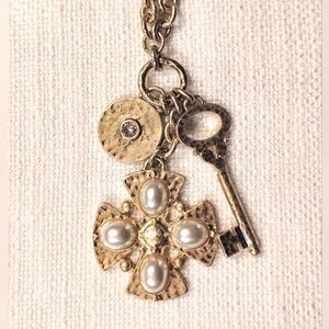 NWOT | Charm Necklace | Gold Hardware Faux Pearl